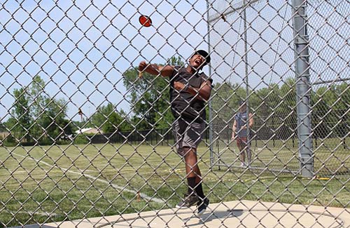 Evan Sweeney Discus Champ